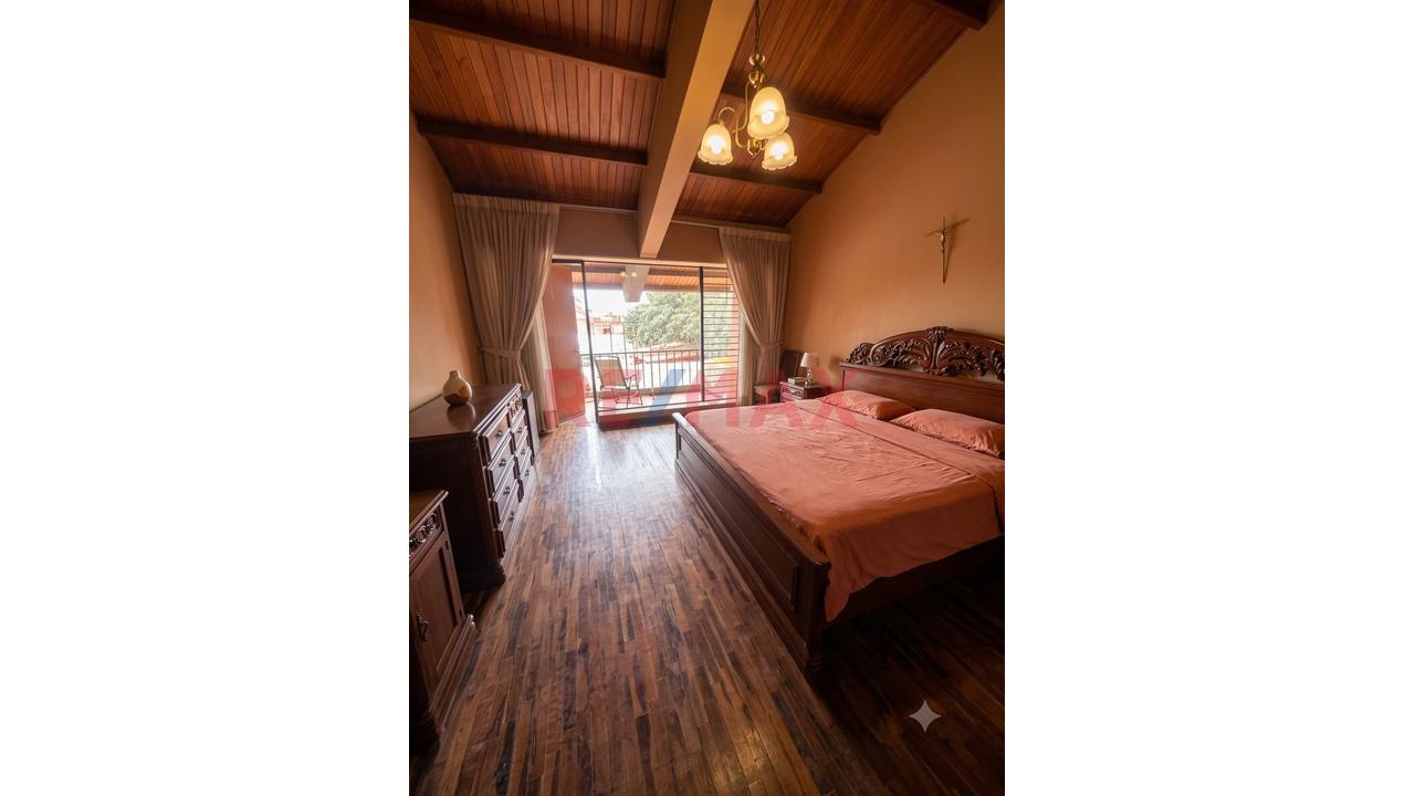 👉Venta De Casa Como Terreno Ubicado En Centro De Chincha Alta - 3
