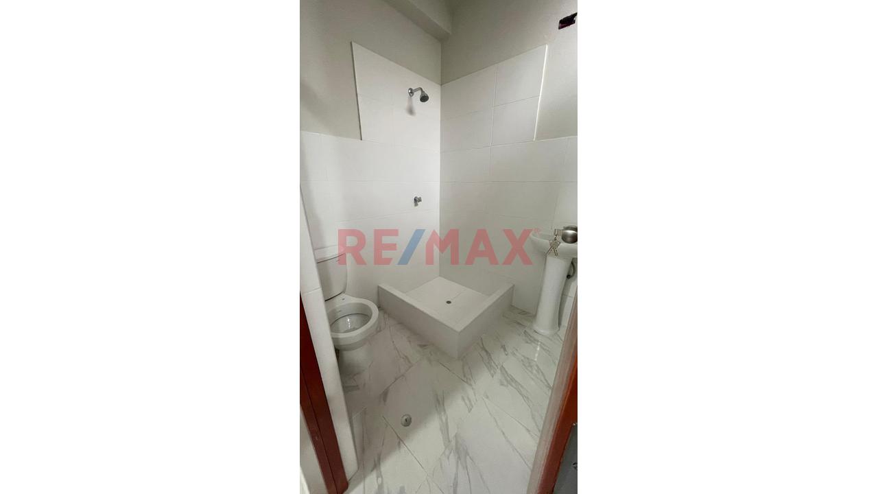 Venta De Casa En Puente Piedra – Ideal Para Inversionista — foto 2