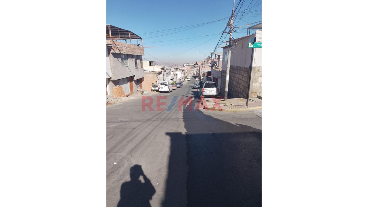 ¡Gran Opportunidad De Inversión En Porvenir - Miraflores! - Casa En Venta - 2
