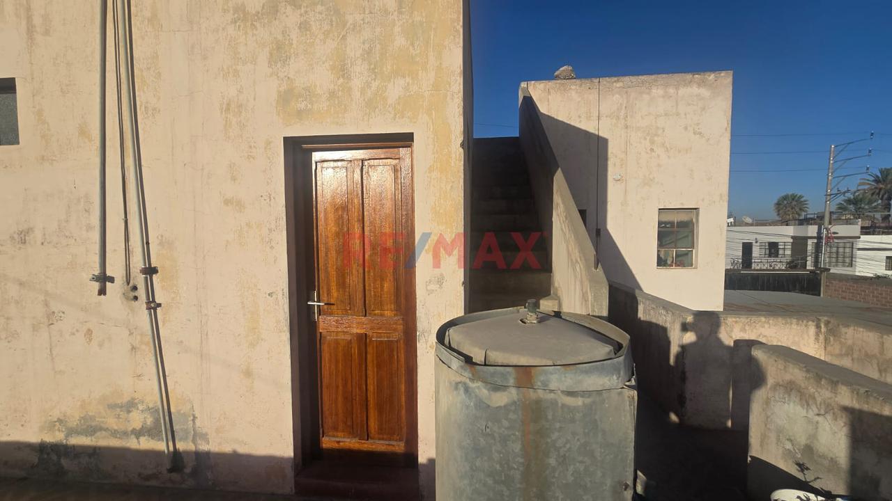 Casa Como Terreno En Venta En Cercado A Una Cuadra Del Colegio Prescott Y A 2 Cuadras De Tingo — foto 5