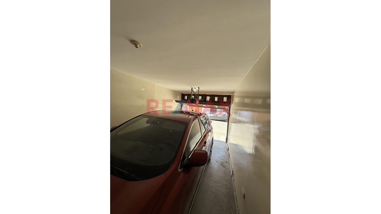 Casa En Venta En La Urb. Daniel Alcides Carrión — foto 4