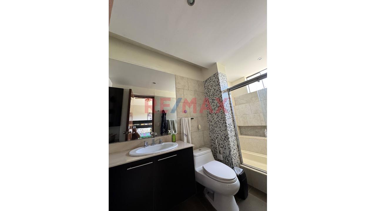 Casa En Venta En La Urb. Daniel Alcides Carrión — foto 13