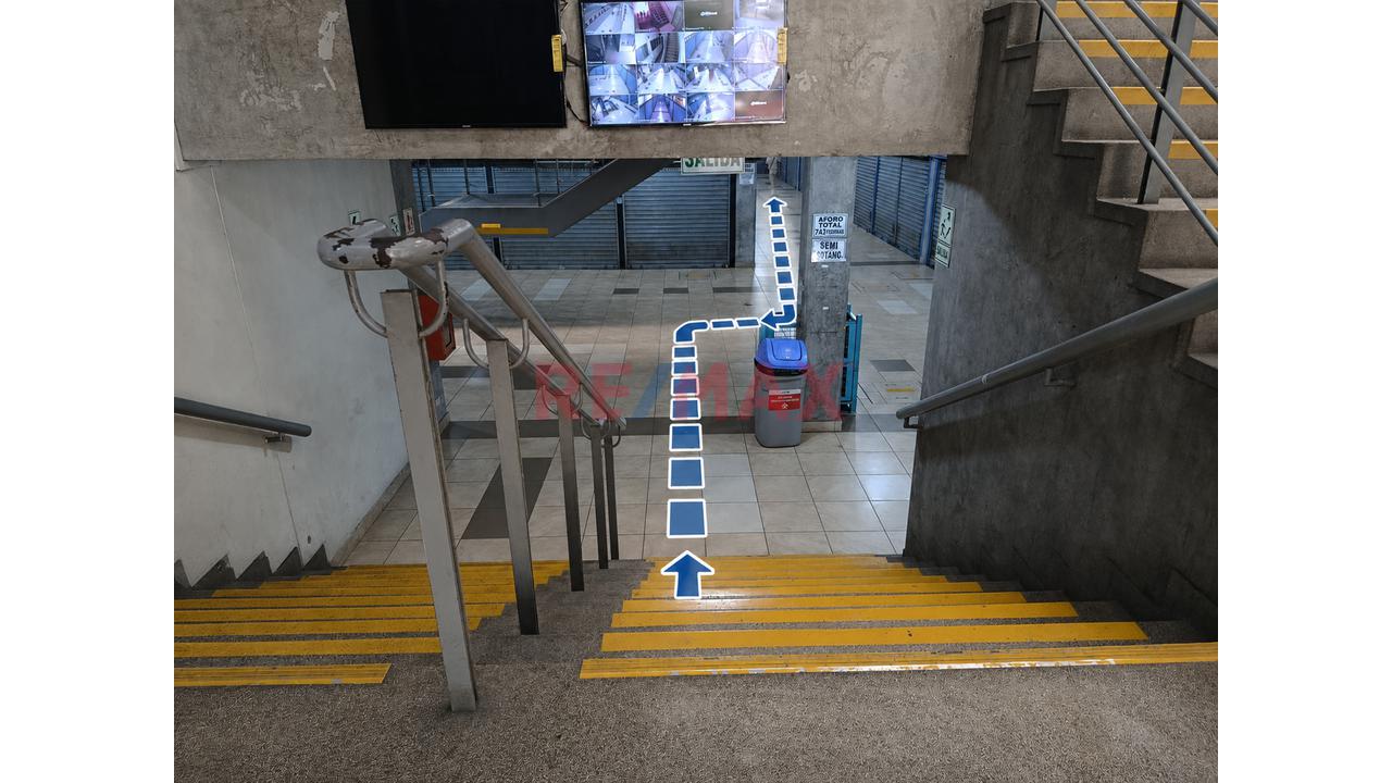 ¡Inversión Segura En El Corazón Del Centro De Lima! Local Comercial En Cyber Plaza — foto 2