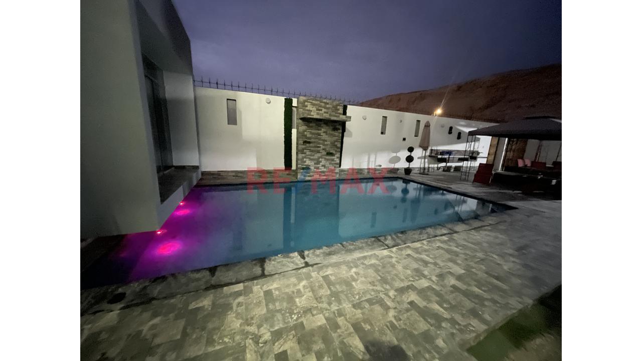 Venta De Exclusiva Casa De Playa En Cerrillos I I – Camaná – Arequipa - Área 482.72M2, Totalmente Amoblada - Con Alta Proyección, Rentabilidad Y Potencial De Inversión - 03 Fachadas, Frente A Parque C - 17