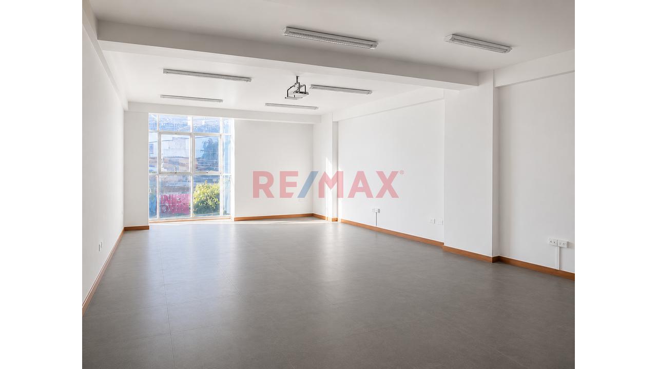 🏢 Edificio En Venta – Gran Oportunidad De Inversión | Av. Collasuyo, Cusco - 3