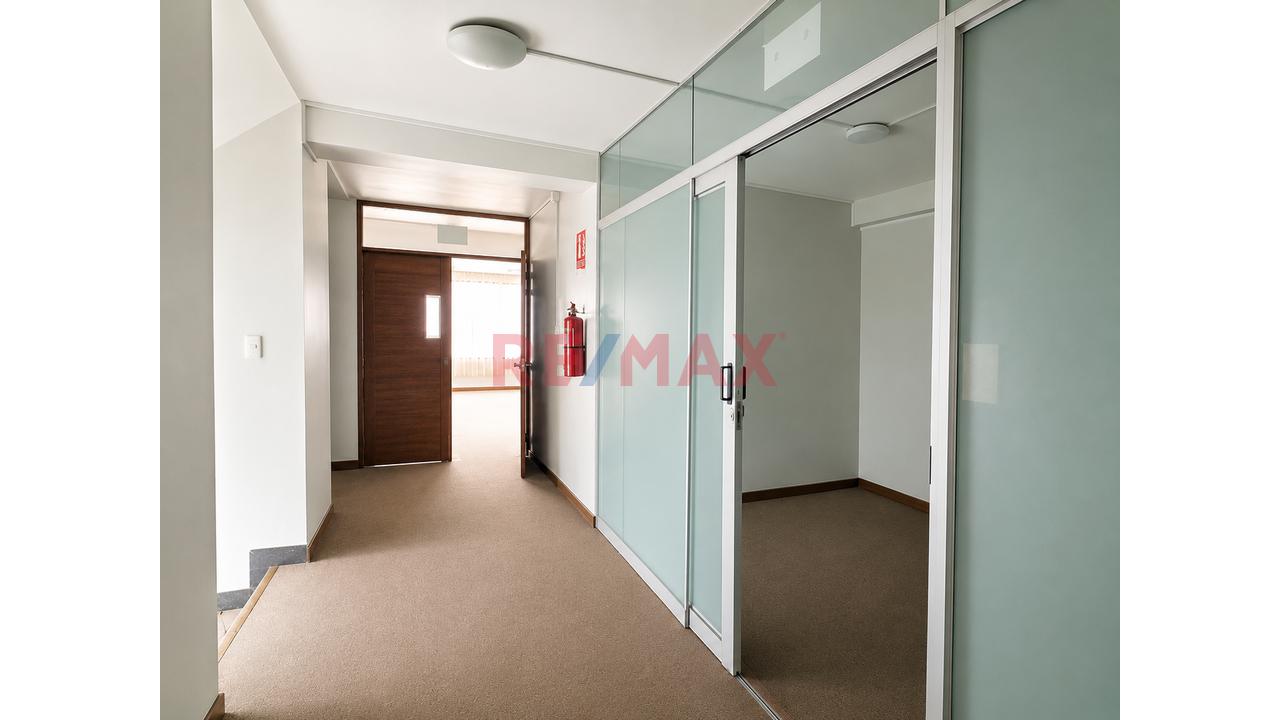 🏢 Edificio En Venta – Gran Oportunidad De Inversión | Av. Collasuyo, Cusco - 4