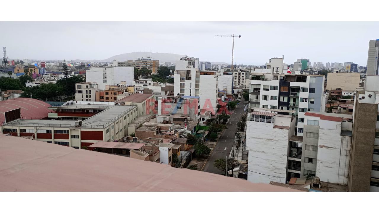 Lindo Duplex En Venta En Los Sauces, Surquillo — foto 11
