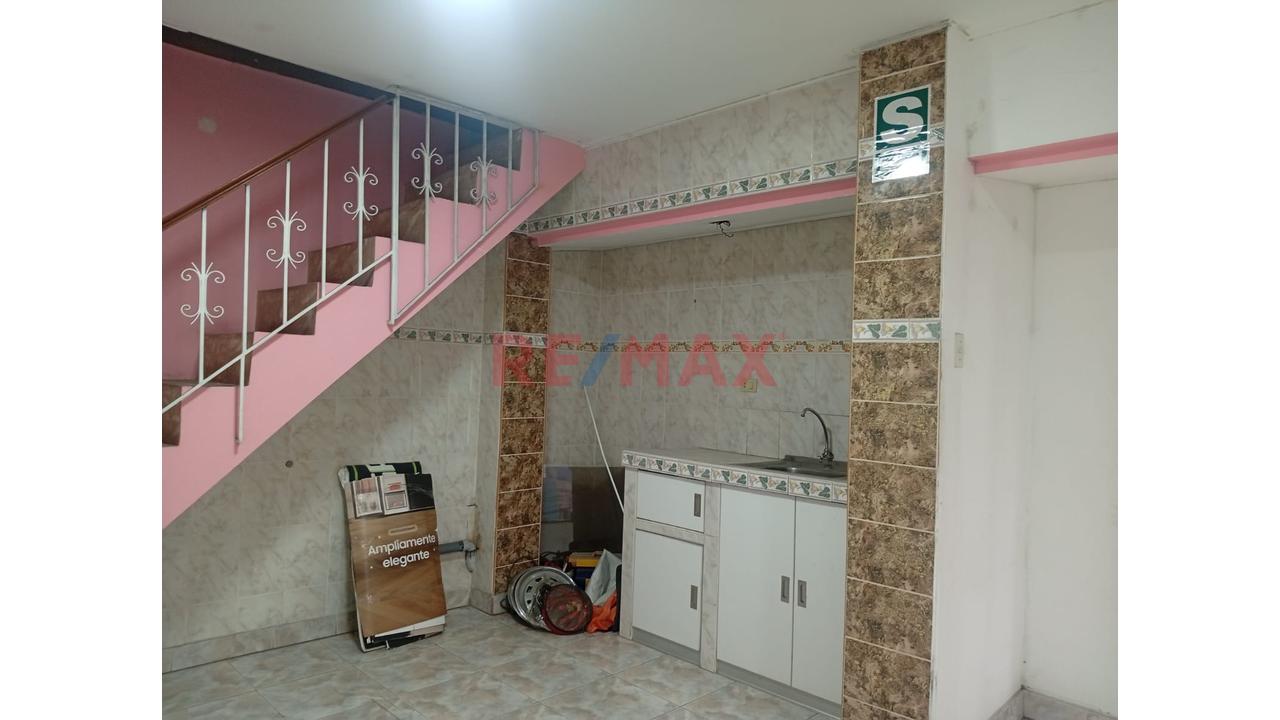 Se Alquila Oficina Y/O Espacio Multifamiliar 2Do Piso - 5