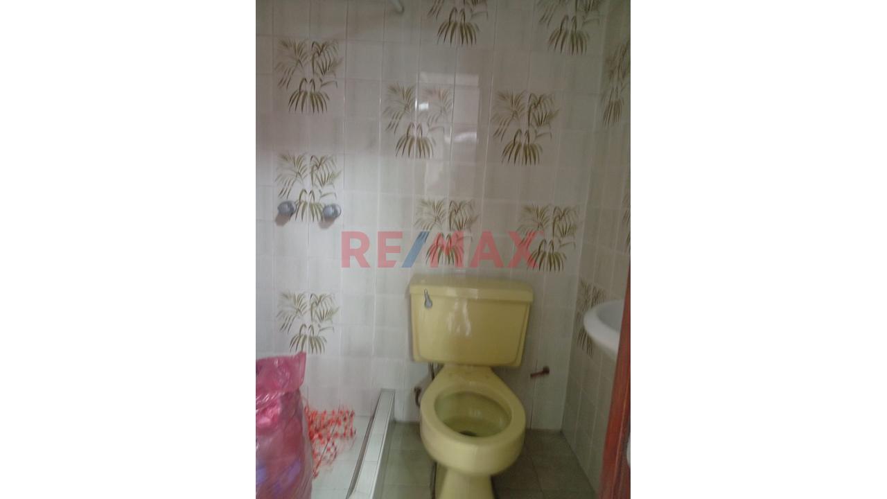 Se Alquila Oficina Y/O Espacio Multifamiliar 2Do Piso - 7