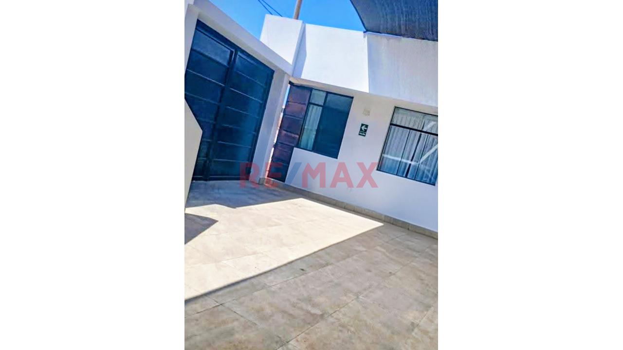 ¡Tu Refugio En La Playa Y Tu Mejor Inversión, Todo En Un Solo Lugar 🏖️ Vendo Casa En Esquina! - 2