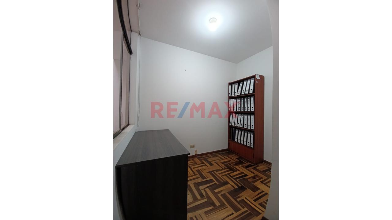 Venta Amplio Departamento  1Er Piso — foto 8