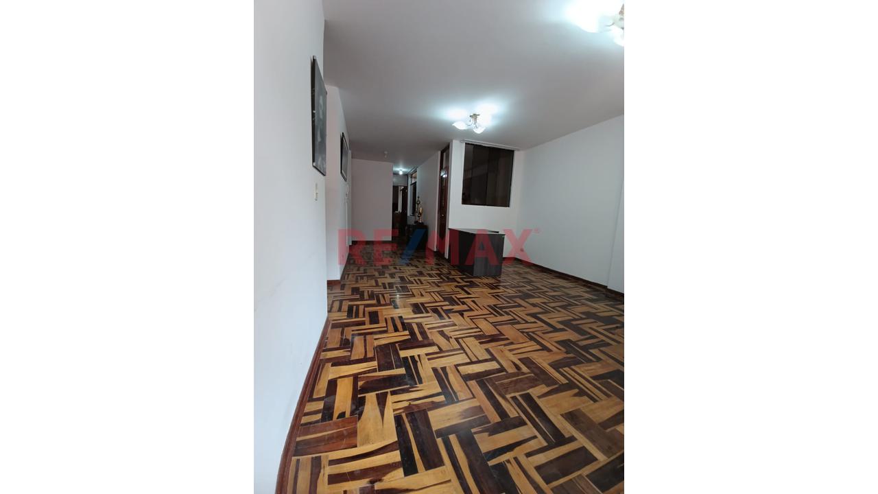 Venta Amplio Departamento  1Er Piso — foto 5