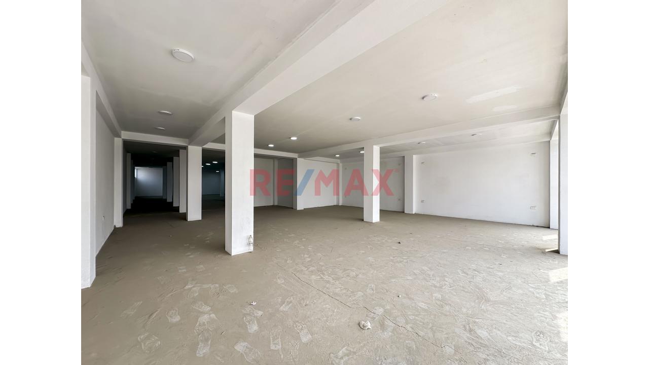 Alquilo Amplio Local Comercial En El 3Er Piso Los Olivos! 500 M² Ideal Para Academias, Gym, Institutos O Centros Médicos 🏫🏥 - 5