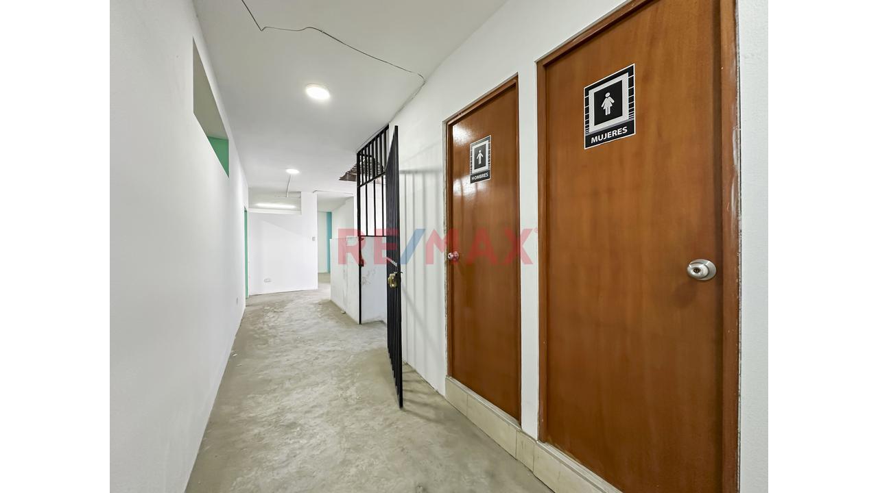 Alquilo Amplio Local Comercial En El 3Er Piso Los Olivos! 500 M² Ideal Para Academias, Gym, Institutos O Centros Médicos 🏫🏥 - 19