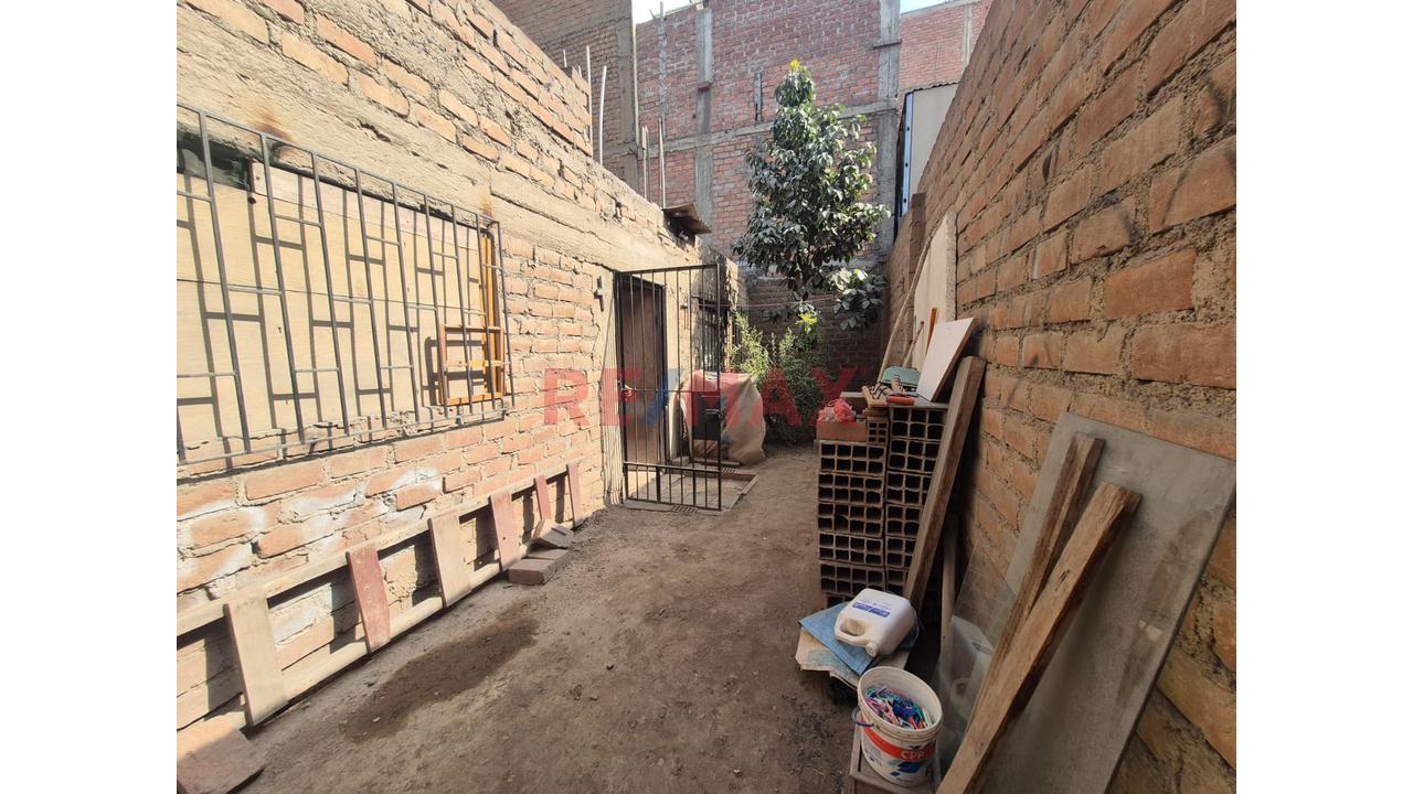 ¡Oportunidad De Inversión Y Vivienda En San Juan De Lurigancho! — foto 9