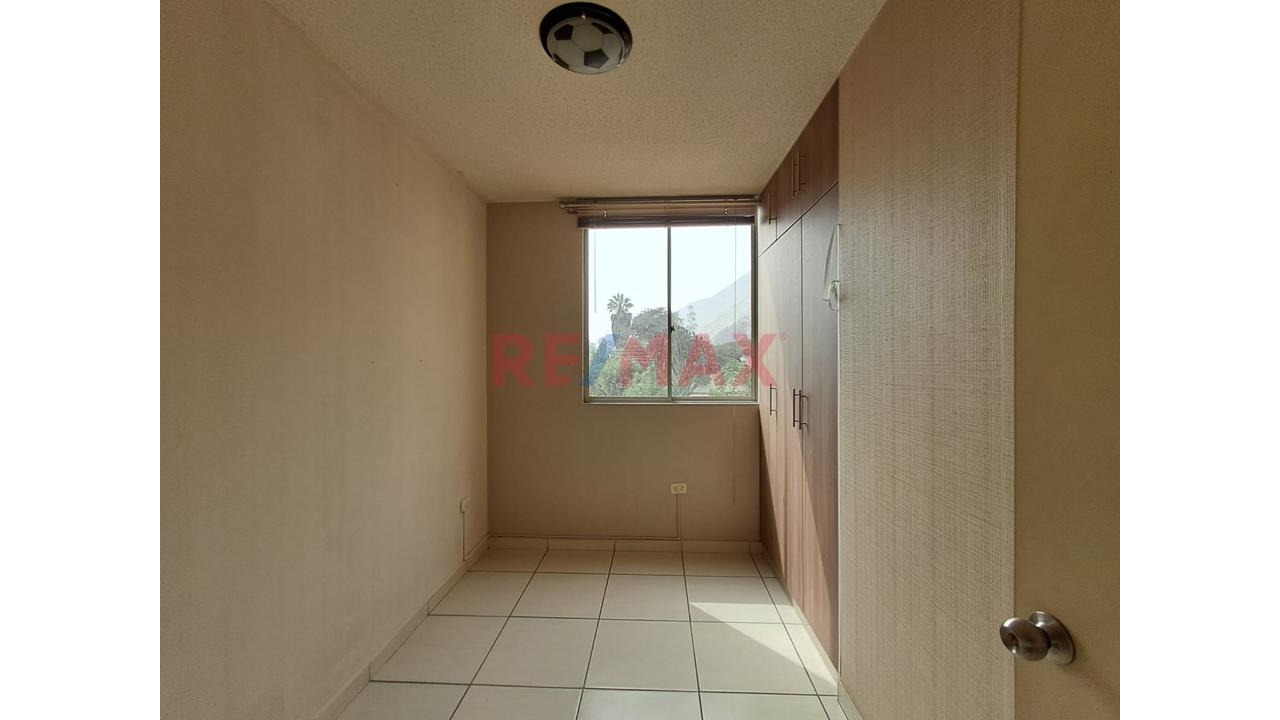 Alquila  Departamento En Condominio Del Valle  Chaclacayo - 12