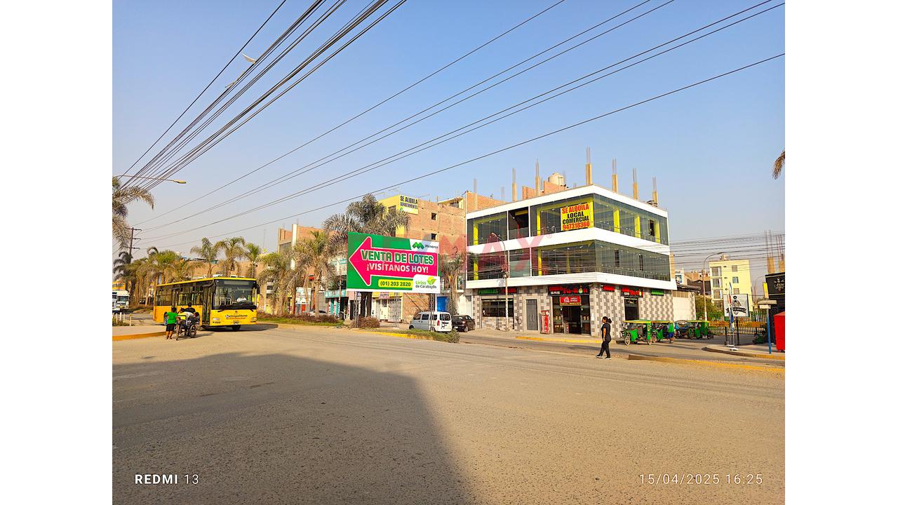 Vendo Local Comercial 2 Pisos Avenida  En Urb. San Antonio De Carabayllo — foto 2