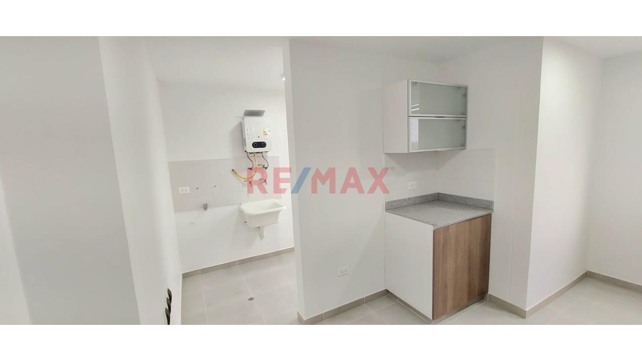 Vive En Este Hermoso Departamento En 7Mo Piso, A  Pocas Cuadras De La Estacion Matellini, Av. Las Gaviotas Cuadra 4, Chorrillos — foto 12