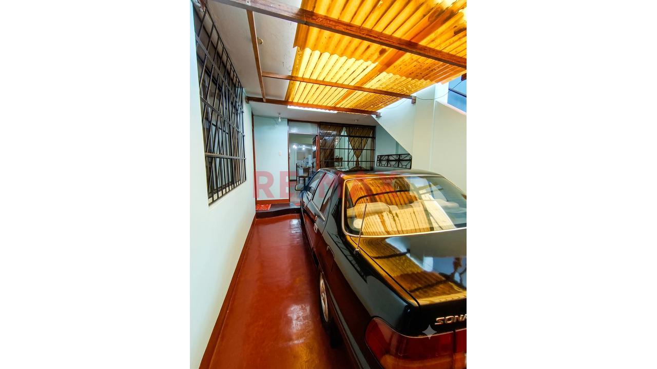 Vendo Departamento Primer Piso Con Cochera  Urb, Sima - La Perla - 10