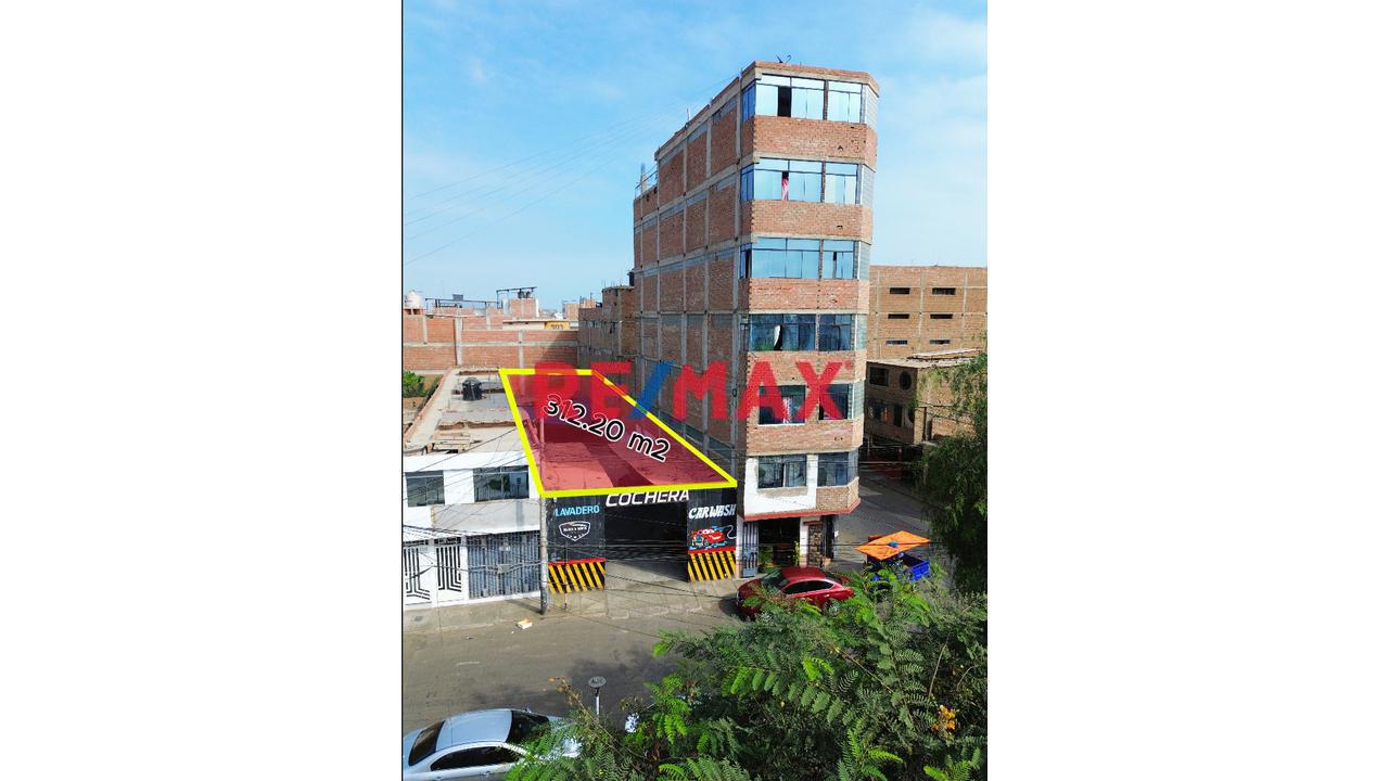 Venta De Terreno 312 M2 Frente A Parque Urb. Santa Maria -Trujillo - 1