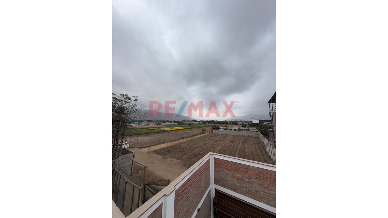 Casa De Campo En Venta | 1,001 M² De Terreno | 3 Dormitorios | Pachacamac - 2