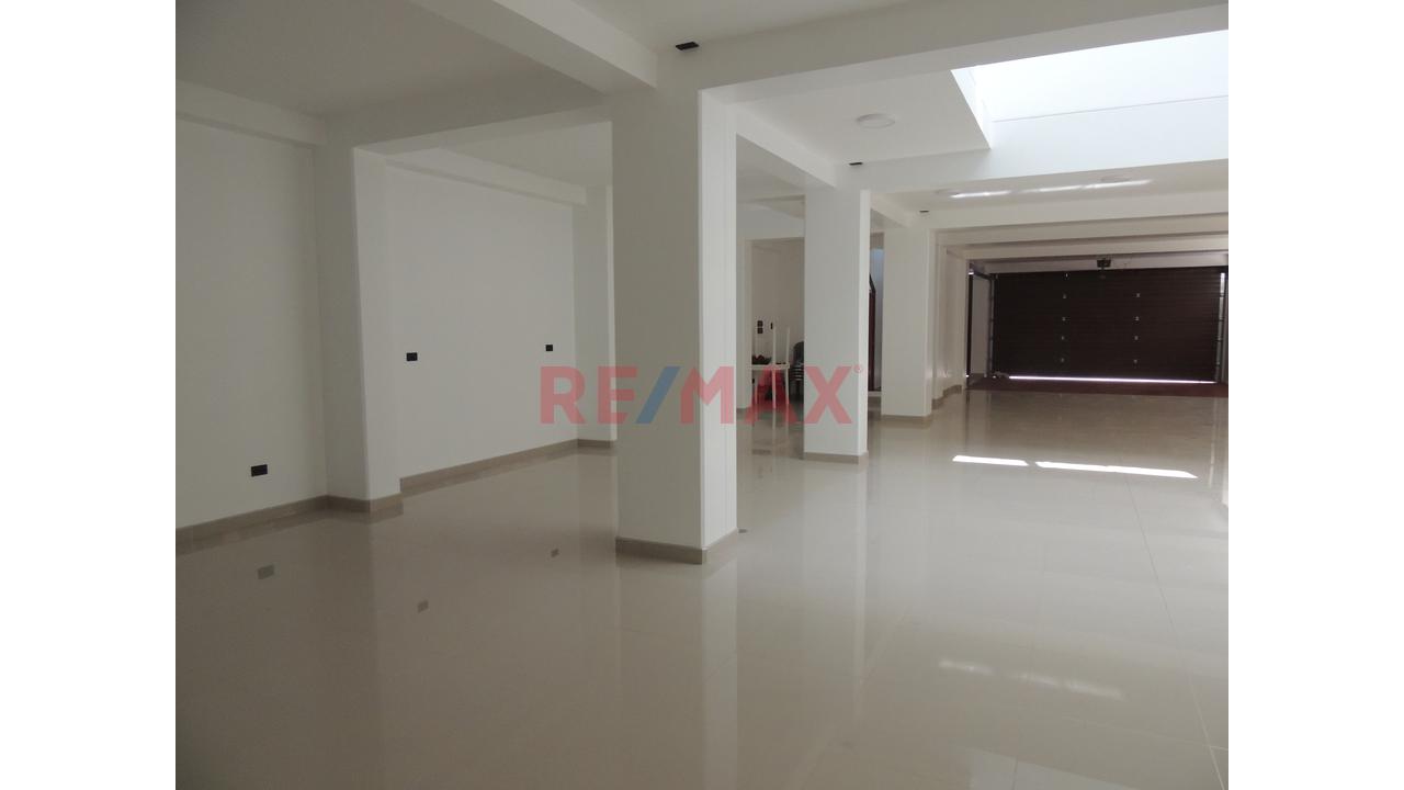 Local Comercial En Alquiler Cerntro De Chiclayo - 6
