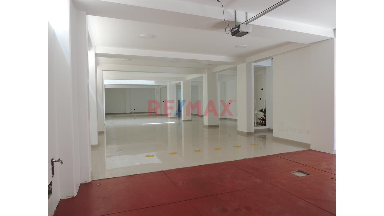 Local Comercial En Alquiler Cerntro De Chiclayo - 9