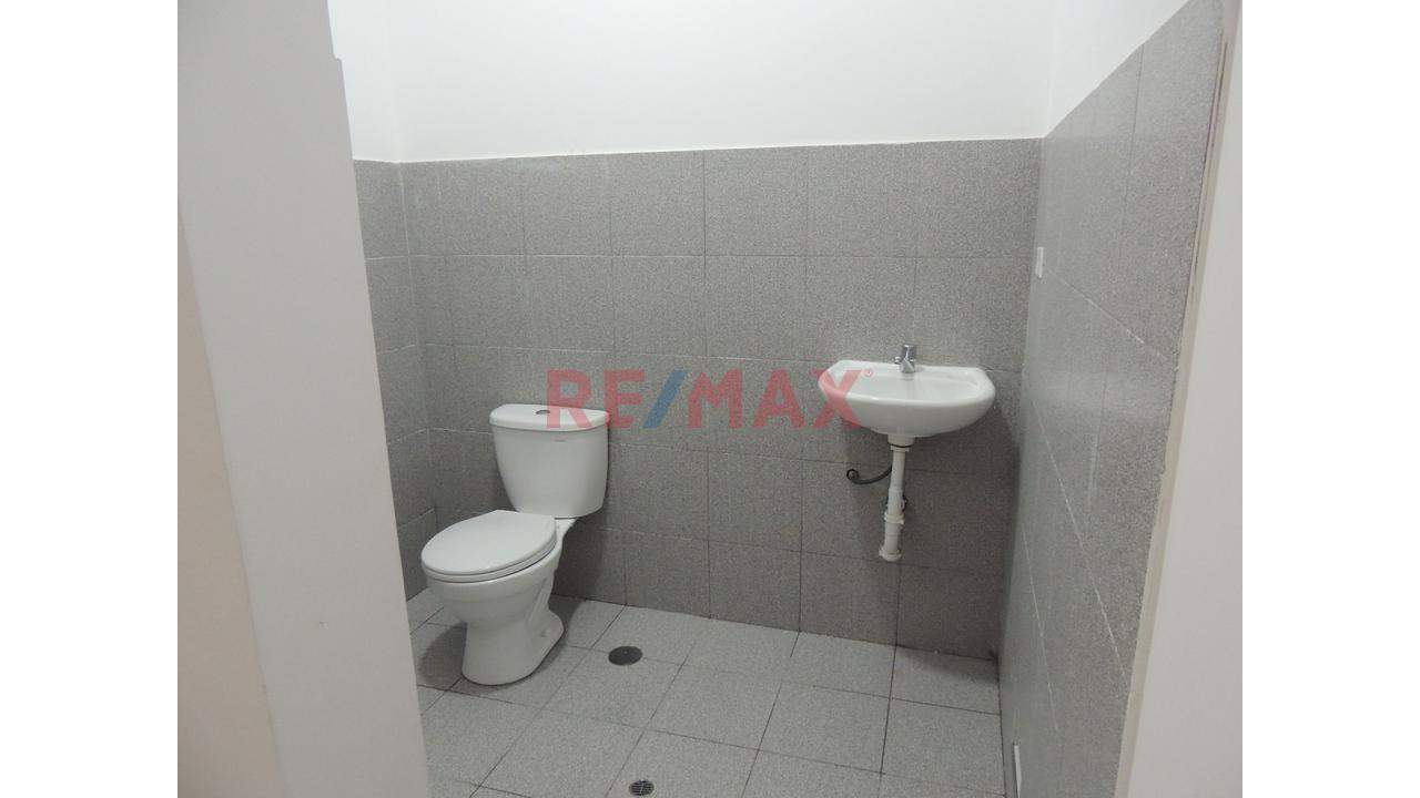 Local Comercial En Alquiler Cerntro De Chiclayo - 5