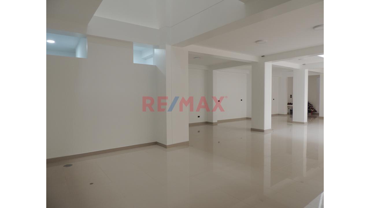 Local Comercial En Alquiler Cerntro De Chiclayo - 7