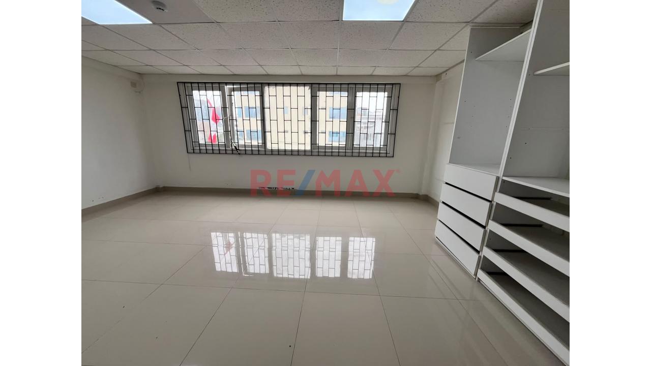 Casa En Venta En San Isidro Acondicionado Para Oficina — foto 6