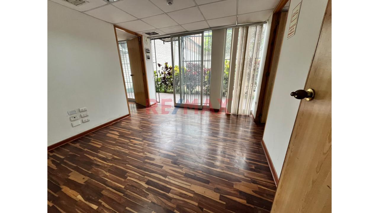 Casa En Venta En San Isidro Acondicionado Para Oficina — foto 8