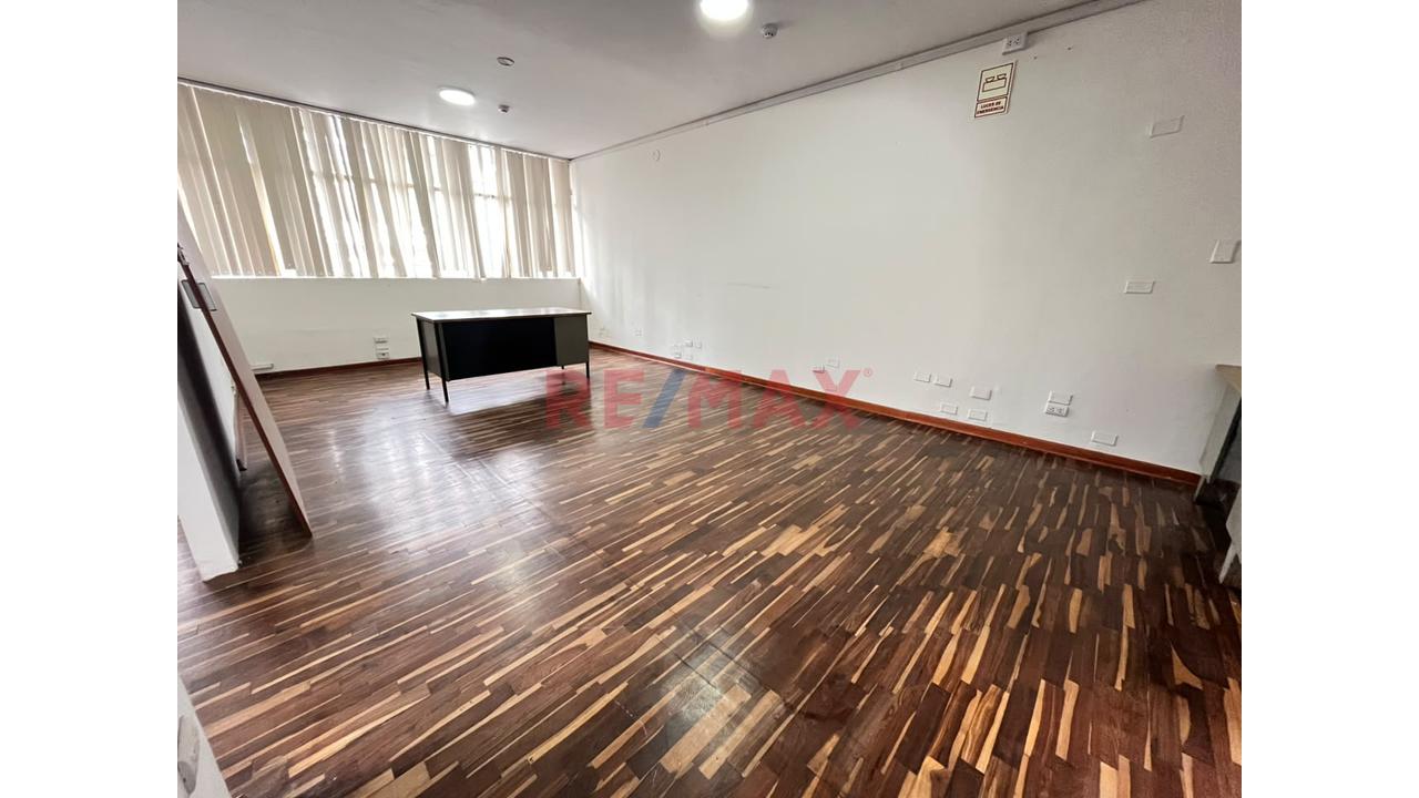 Casa En Venta En San Isidro Acondicionado Para Oficina — foto 3