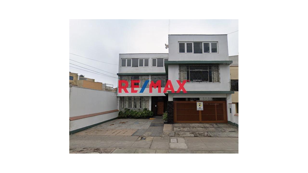 Casa En Venta En San Isidro Acondicionado Para Oficina