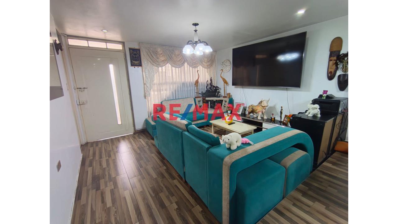 En Venta Amplio Departamento En Comas - 1