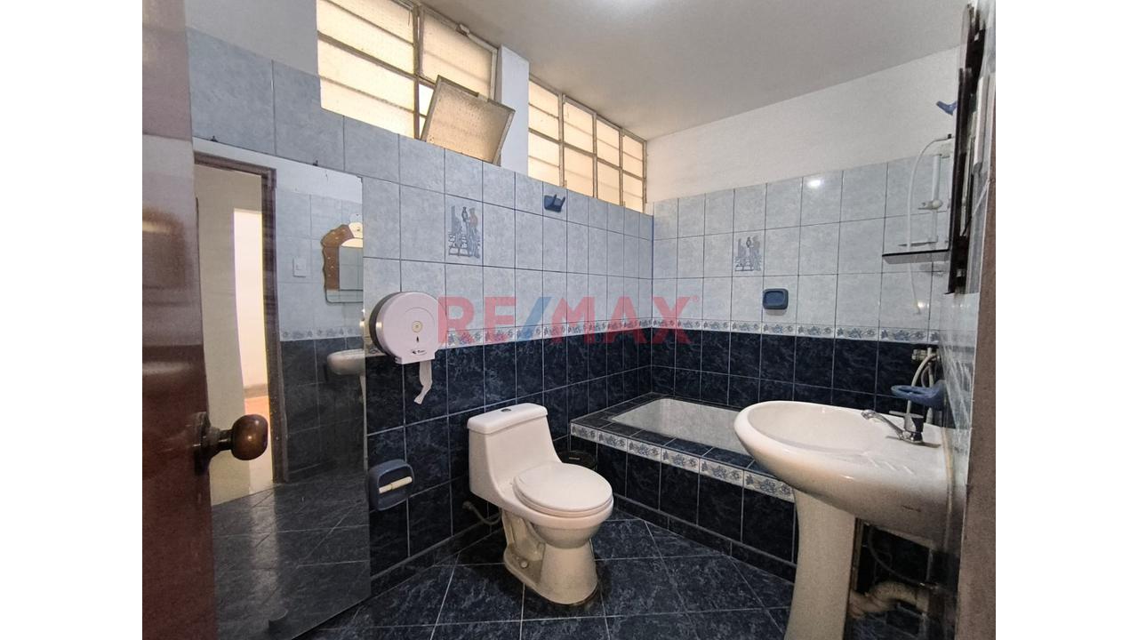 Amplio Dpto De 139 M² En 1Er Piso Frente A Parque En Comas — foto 6