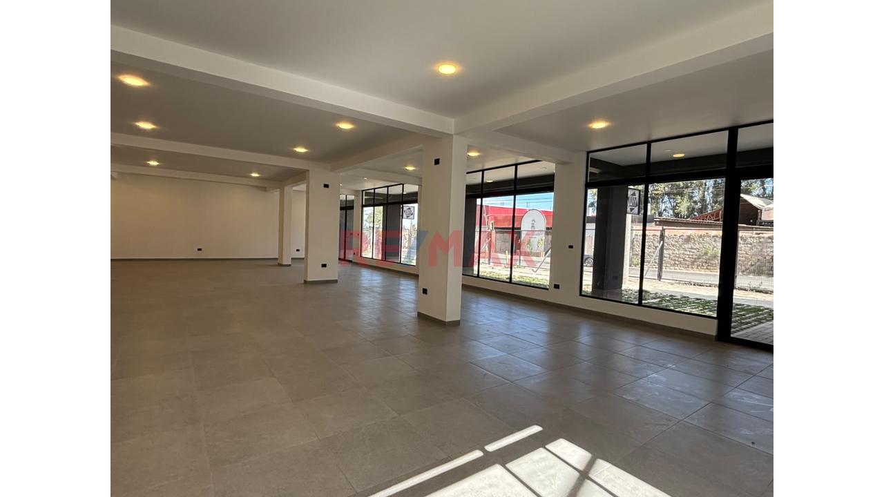 🏪 Venta De Local Comercial – Lofty Huertos Sachaca - 3