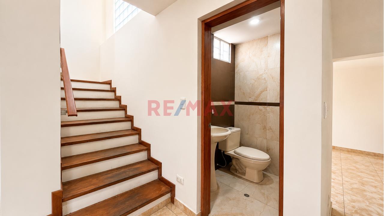 🏡 Dúplex Tipo Casa En San Miguel | 1Er Y 2Do Piso + Cochera | Sin Mantenimiento — foto 2