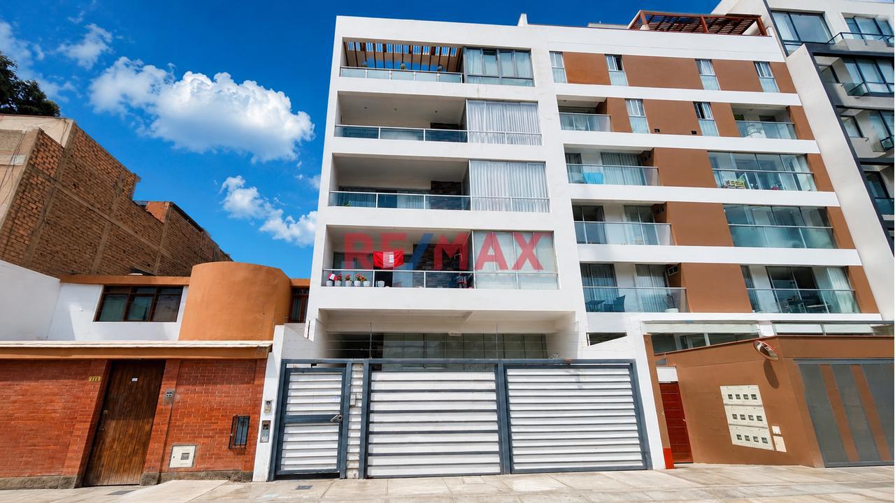 🏡 Dúplex Tipo Casa En San Miguel | 1Er Y 2Do Piso + Cochera | Sin Mantenimiento