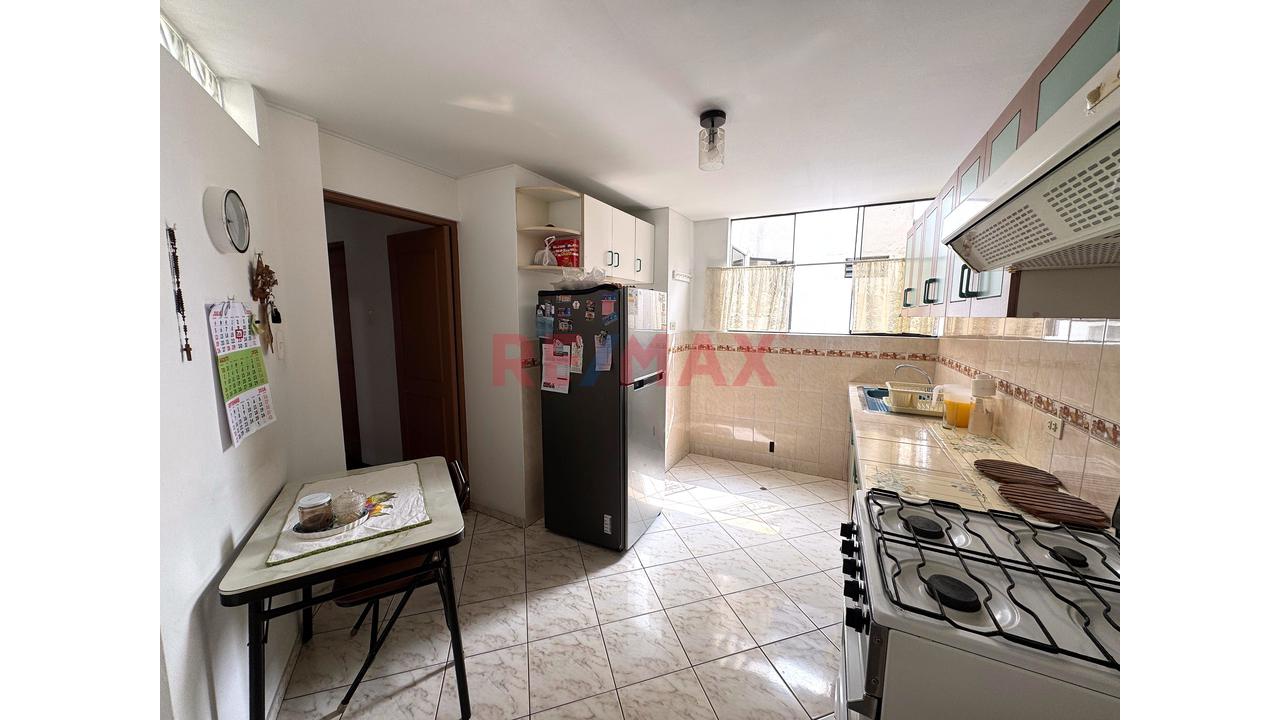 Departamento En Venta En 3Er Piso Con Vista Exterior, Estacionamiento Y Terraza — foto 7