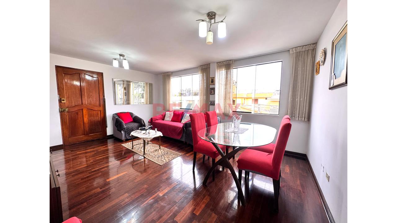 Departamento En Venta En 3Er Piso Con Vista Exterior, Estacionamiento Y Terraza — foto 3