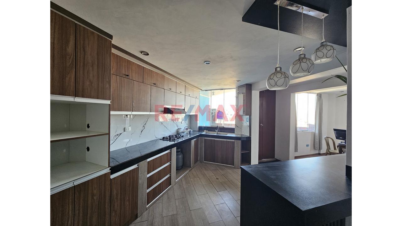 Venta De Linda Y Moderna Casita En Interior En La Rinconada Mariano Melgar — foto 5