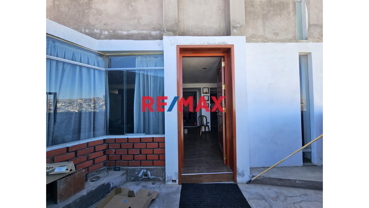 Venta De Linda Y Moderna Casita En Interior En La Rinconada Mariano Melgar
