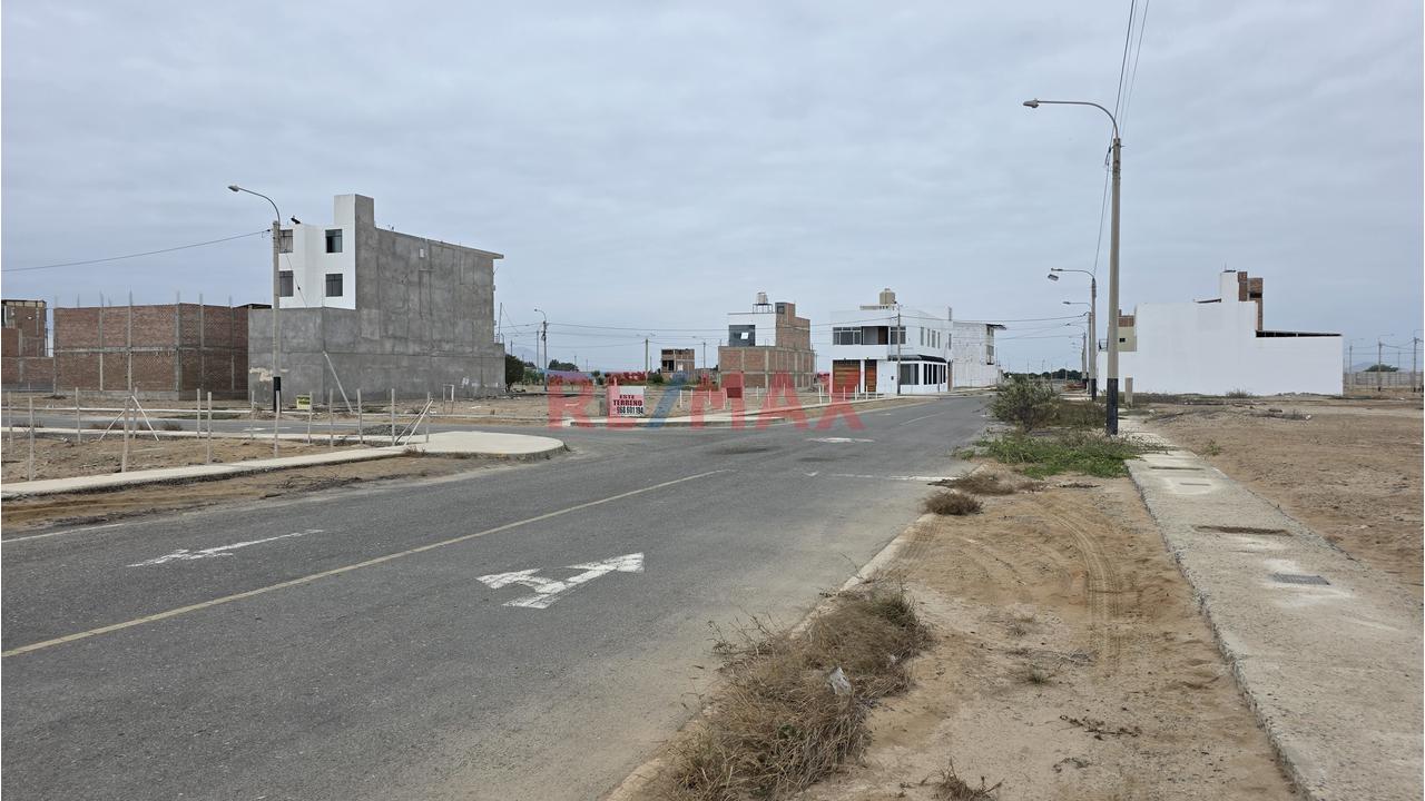 Terreno De 127.20 M2 En La I Etapa De La Urb. Los Ficus — foto 3