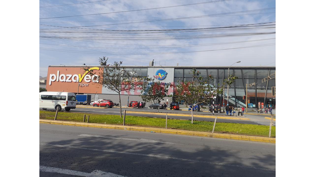 Ocasión Casa De Dos Pisos A 5 Min De Plaza Vea Ventanilla — foto 10