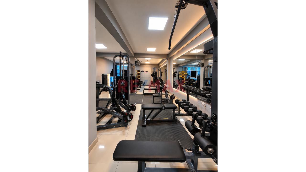 Se Traspasa Gimnasio De Dos Pisos Con Buena Ubicación En Comas — foto 3
