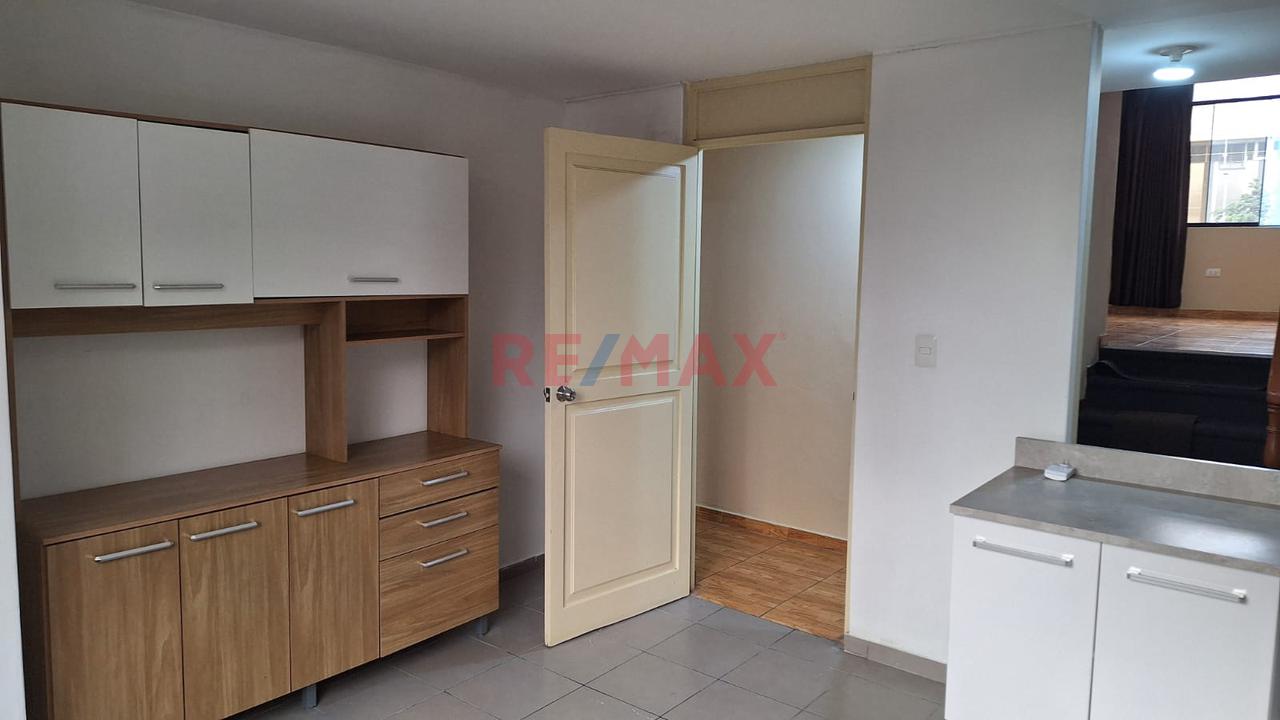 Departamento En Alquiler Cerca A Real Plaza De Puruchuco - Ate — foto 5