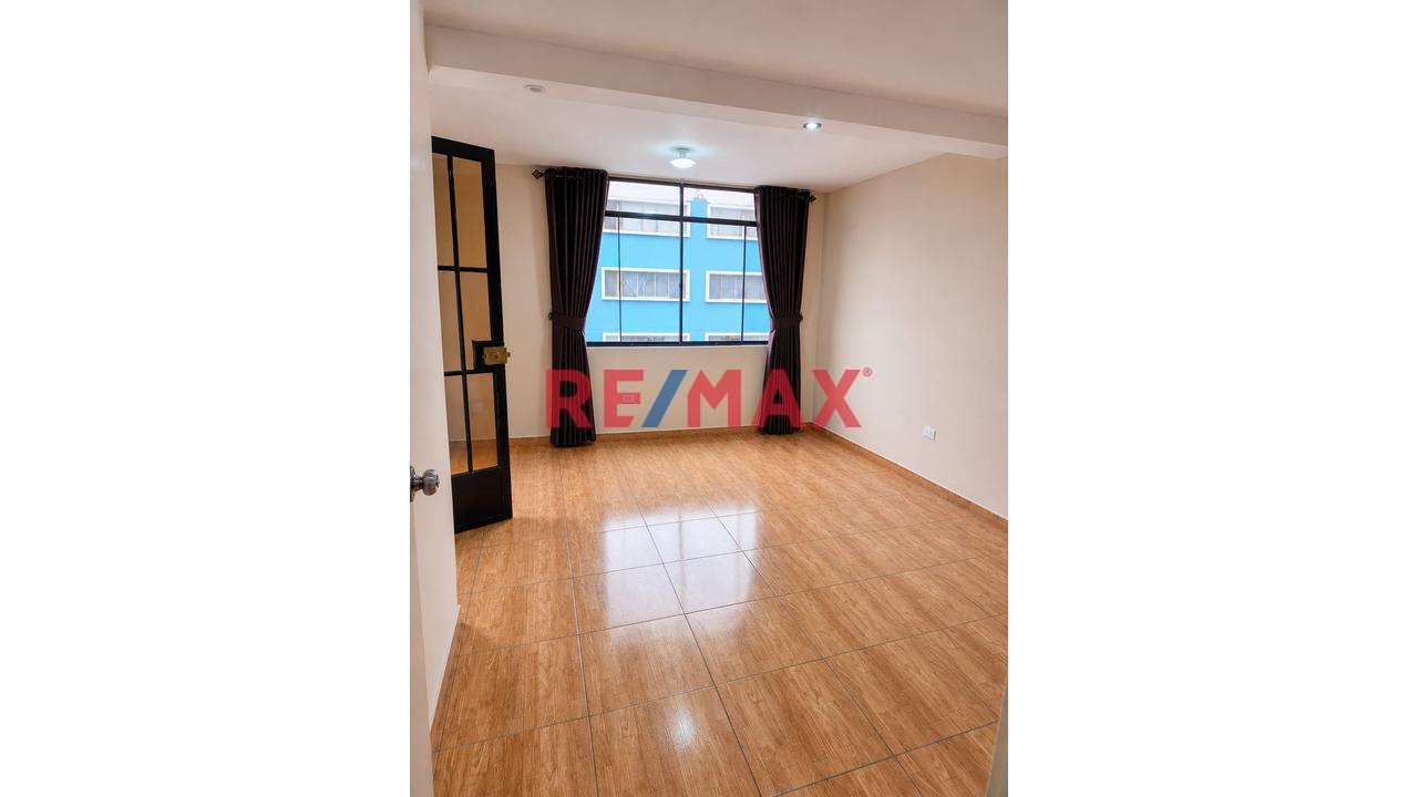 Departamento En Alquiler Cerca A Real Plaza De Puruchuco - Ate