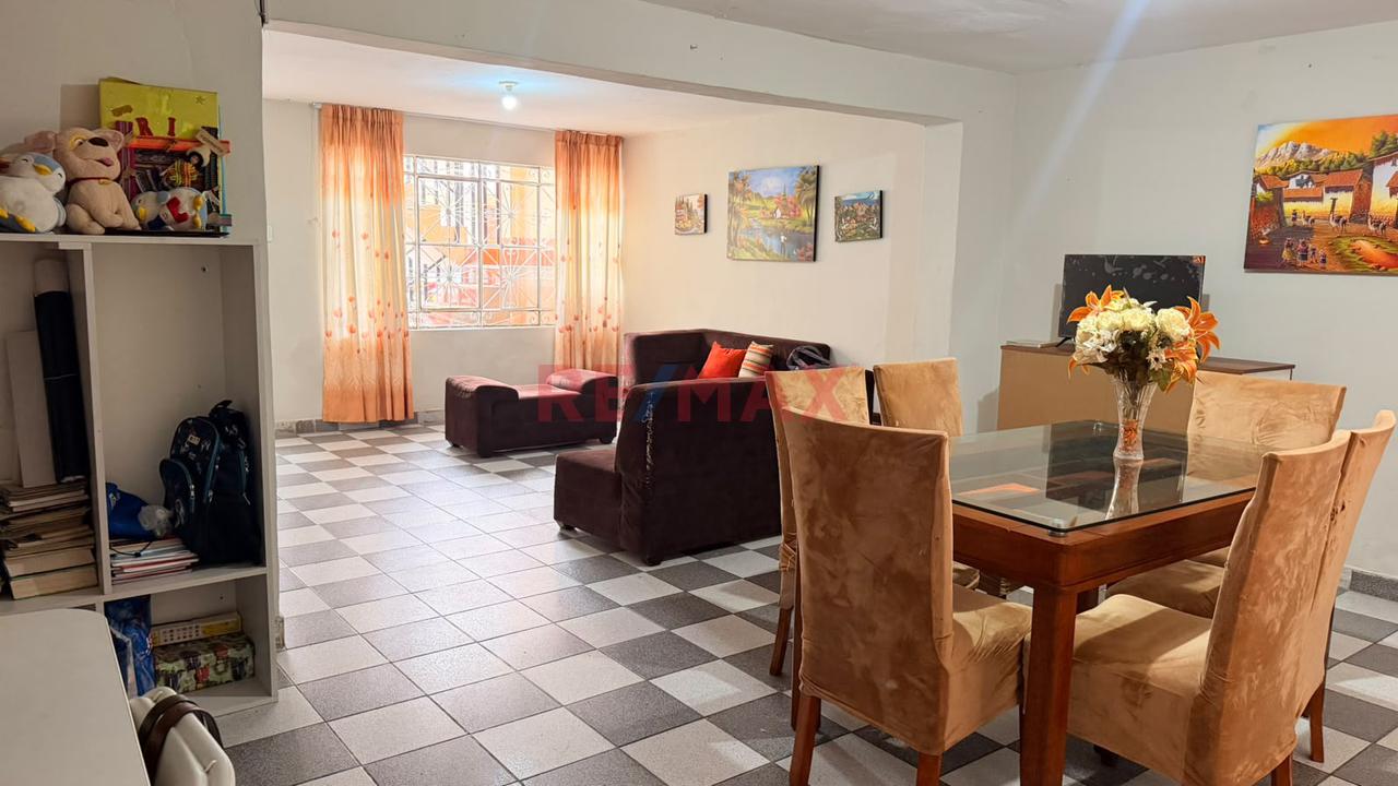 San Juan De Lurigancho Venta De Departamento 175 M2 1 Er Piso 2 Cuadras De La Estacion Postes — foto 10