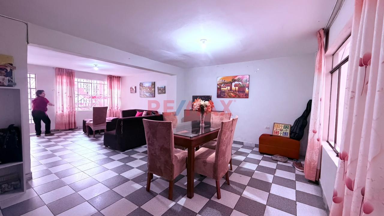 San Juan De Lurigancho Venta De Departamento 175 M2 1 Er Piso 2 Cuadras De La Estacion Postes — foto 11