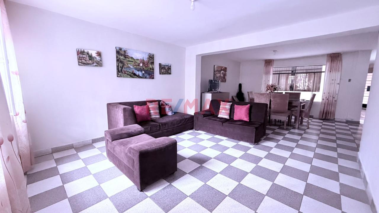San Juan De Lurigancho Venta De Departamento 175 M2 1 Er Piso 2 Cuadras De La Estacion Postes — foto 8